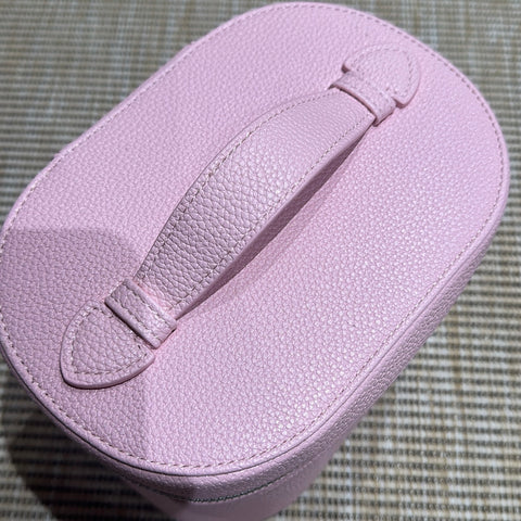 Makeup bag