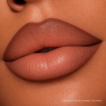 Signature Velvet Lip Liner