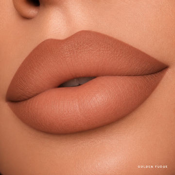 Signature Velvet Lip Liner
