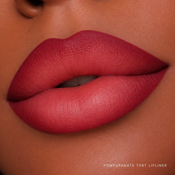Signature Velvet Lip Liner