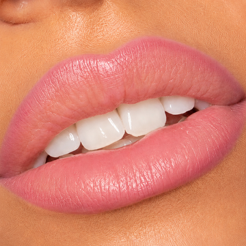 Lip contour stain