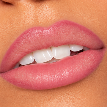 Lip contour stain